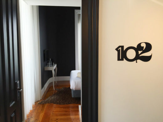 ROBERTO suite RM Guest House